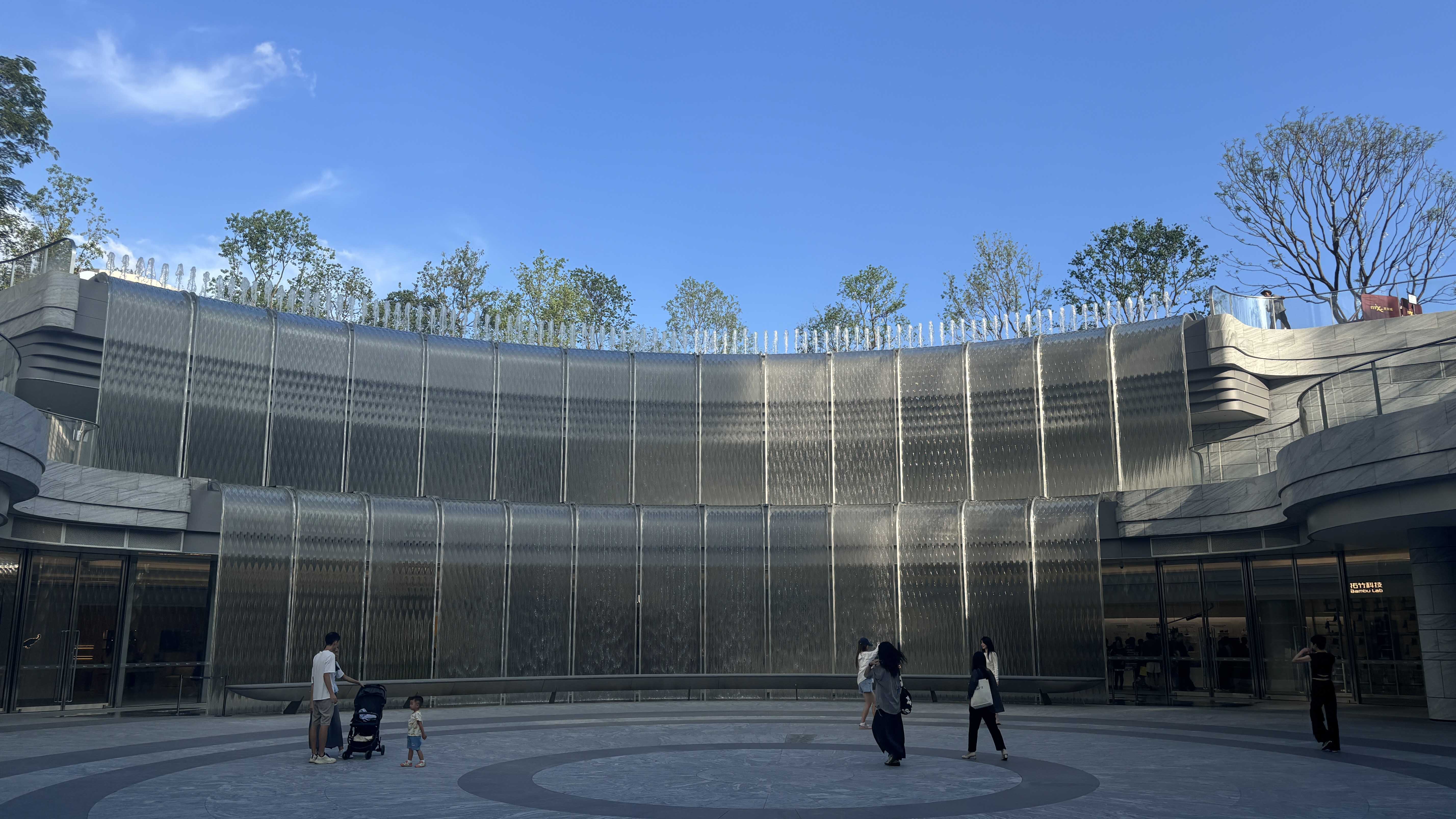 333体育变频器：奏响深圳湾万象城音乐喷泉的“水之交响乐”！